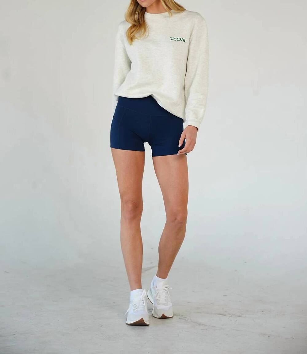 NEW VEEVA birdie shorts in navy